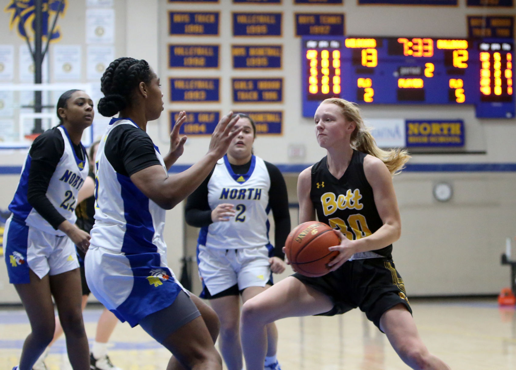 011422-qc-spt-bett-north girls011.JPG